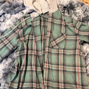 Amazon XXL Blue and Pink Plaid Flannel Shacket w/ Grey Hood